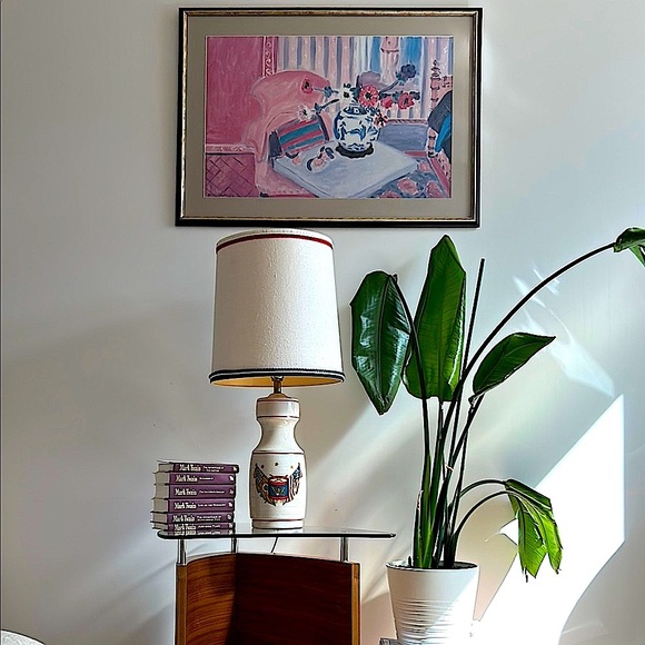 Patriotic Elegance: Red, White & Blue Mega Tall Table Lamp – Exquisite Luxury - Picture 9 of 12